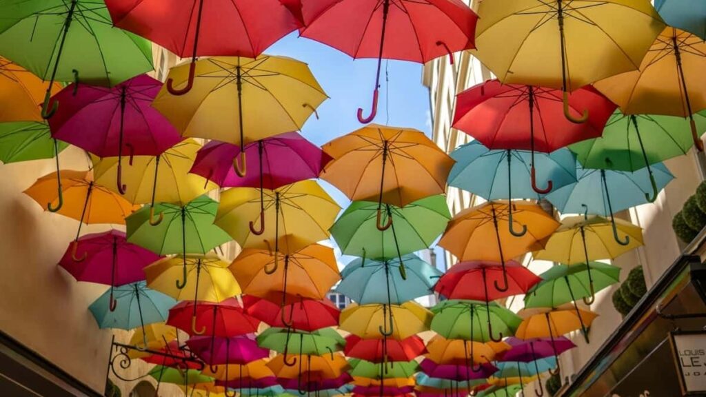 2025 Spain Instagram AllCategory Advertising Rate Card pour Cameroon