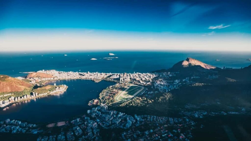 2025 Tunisia WhatsApp All-Category Advertising Rate Card au Cameroun