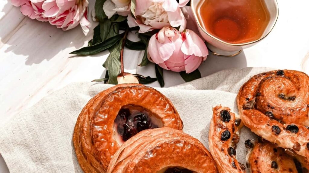 2025 Indonesia Pinterest Advertising Rate Card pour Cameroon