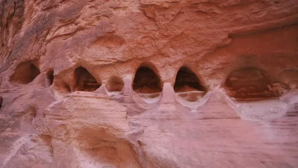 Guide pratique pour créateurs camerounais voulant collaborer avec marques suédoises sur Takatak pour organiser giveaways de clés de jeux.