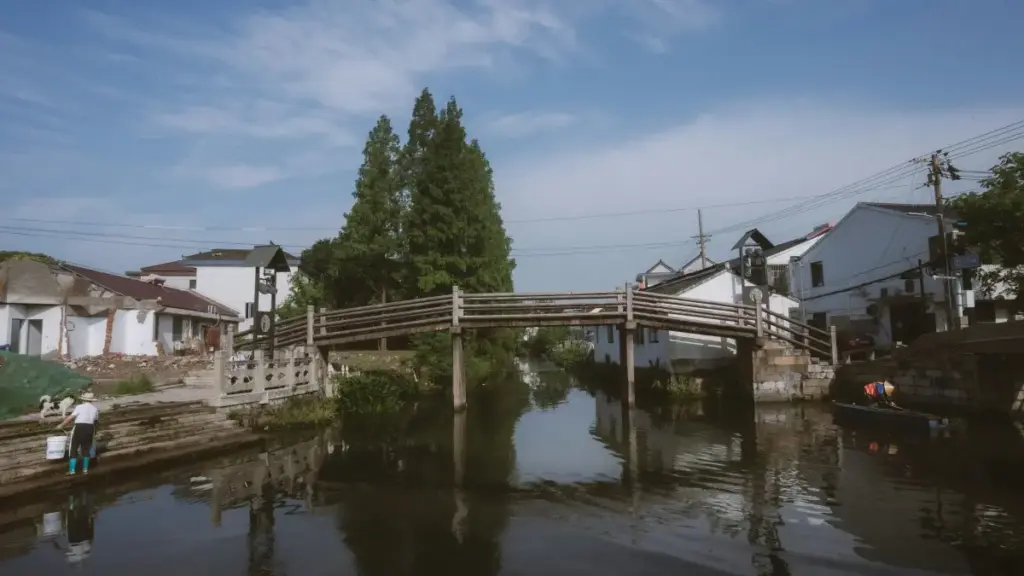 Découvrez comment Lazada collabore avec des créateurs iraniens pour dynamiser les flash sales, et ce que ça signifie pour les créateurs au Cameroun.