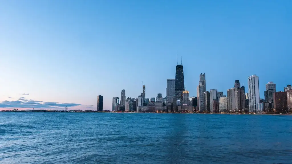 Stratégies pratiques pour créateurs au Cameroun : comment repérer, contacter et convaincre des marques indonésiennes actives sur eBay pour créer du contenu localisé rentable.