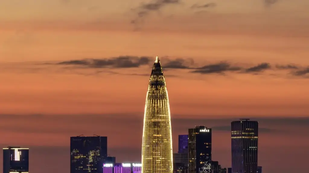 "Guide pratique pour créateurs au Cameroun : comment approcher les marques kuwaitiennes sur YouTube, pitch, culture locale, et erreurs à éviter."