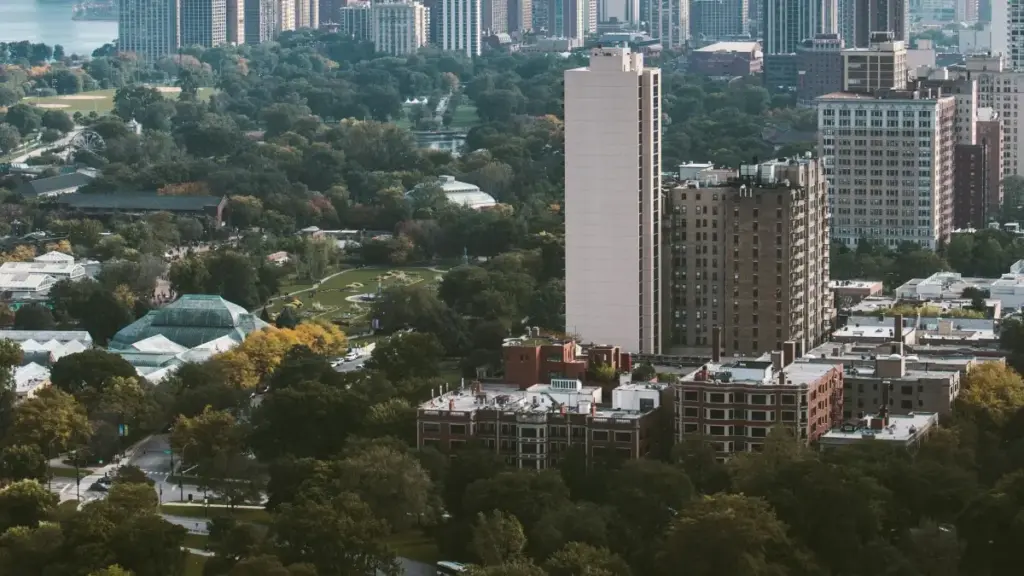 Guide pratique pour annonceurs au Cameroun: comment repérer et collaborer avec des créateurs Sweden Threads pour lancer ou booster vos lignes de soins de la peau.